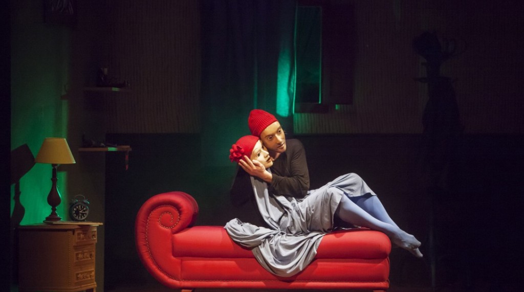 el perro azul superheroe